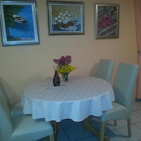 Milenka Apartment Rogoznica (Sibenik-Knin)